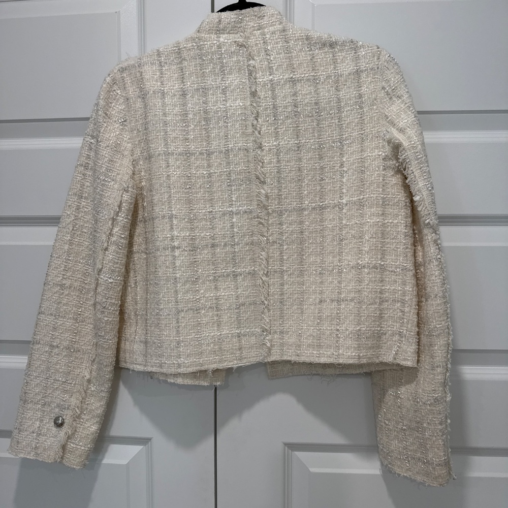 Zara cream/ivory metallic cropped tweed blazer with silver buttons Size S - Picture 3 of 3